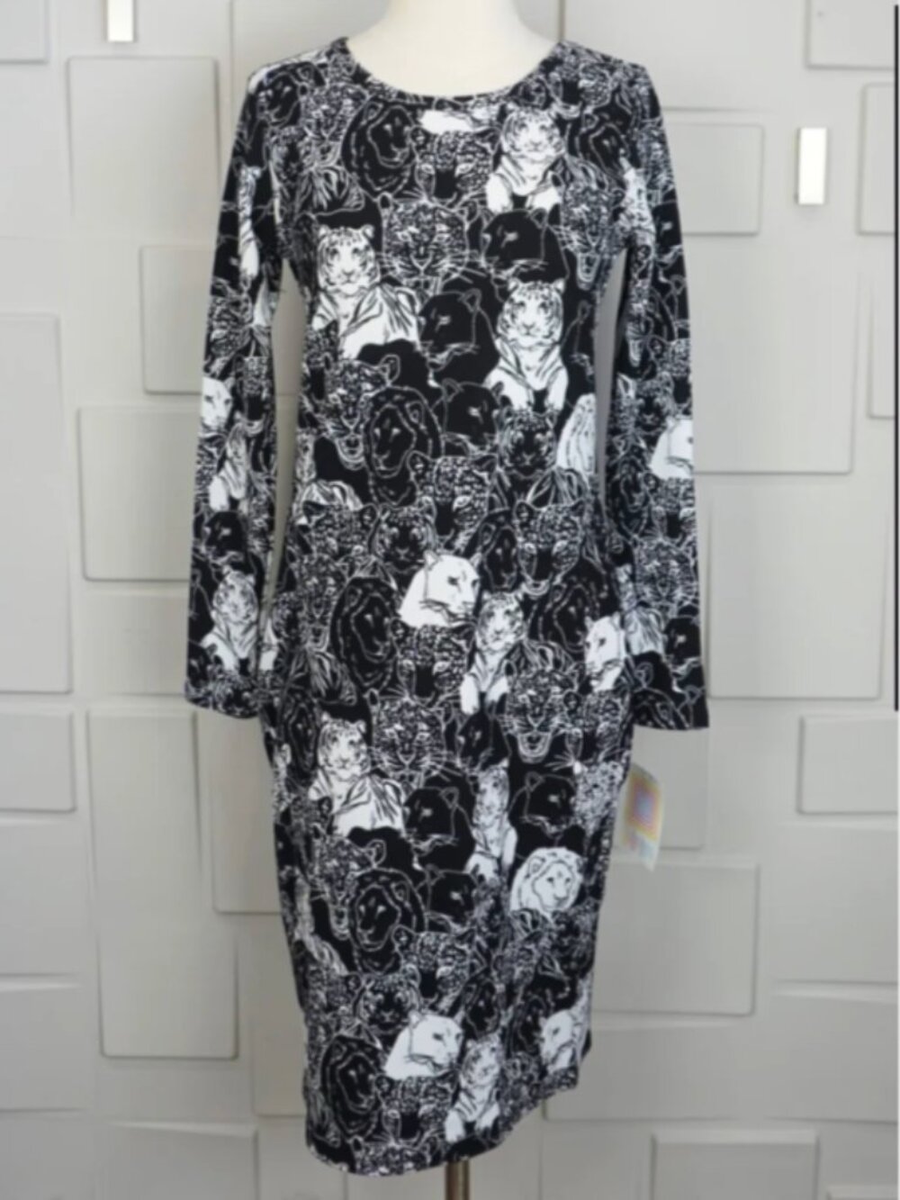 Lularoe Debbie Sheath Dress Womens 2XL 2X Black Cats Animal Stretch Fitted New